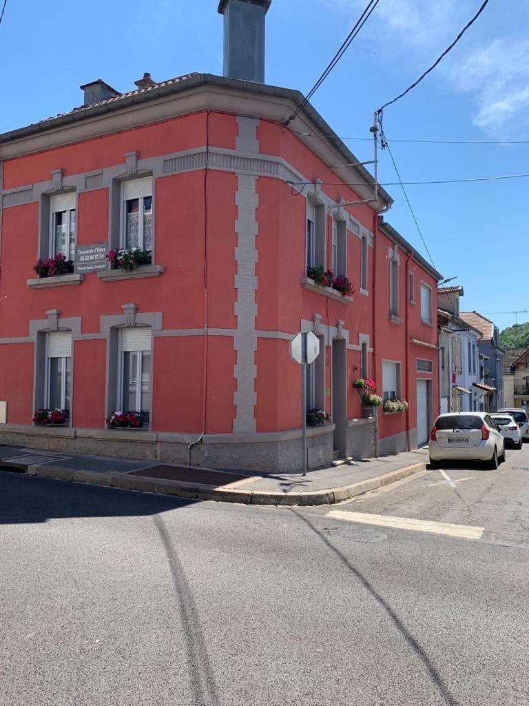 Couleur Framboise *